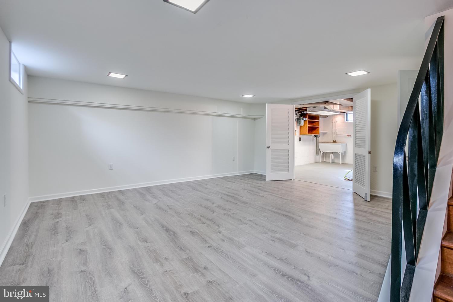 2206 Thomas Road Wilmington, DE 19803 - Photo 19 of 23 Lower level updated with new LVP flooring