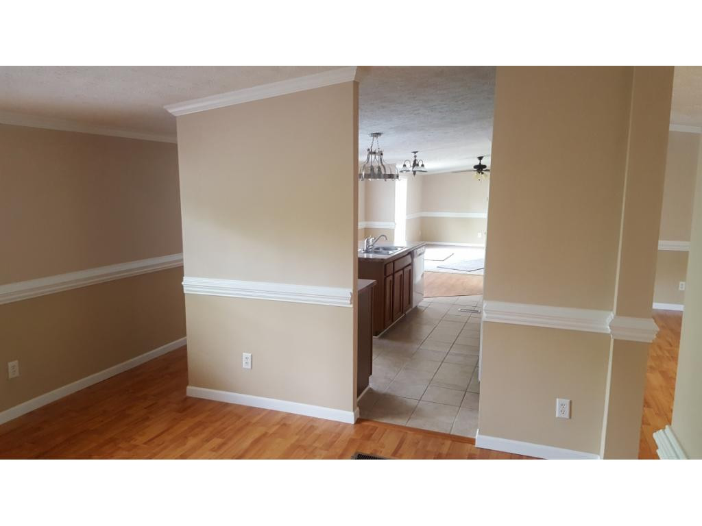 305 Stage Road Kingsport, TN 37664 - Photo 17 of 27 Photo 17