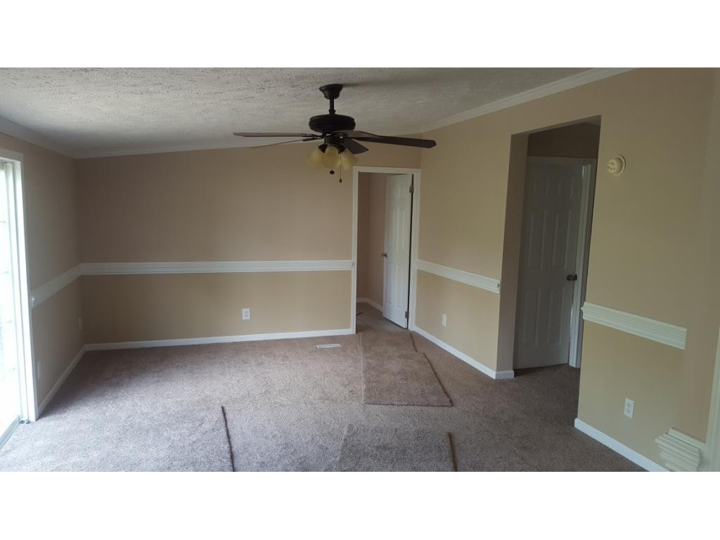 305 Stage Road Kingsport, TN 37664 - Photo 10 of 27 Photo 10