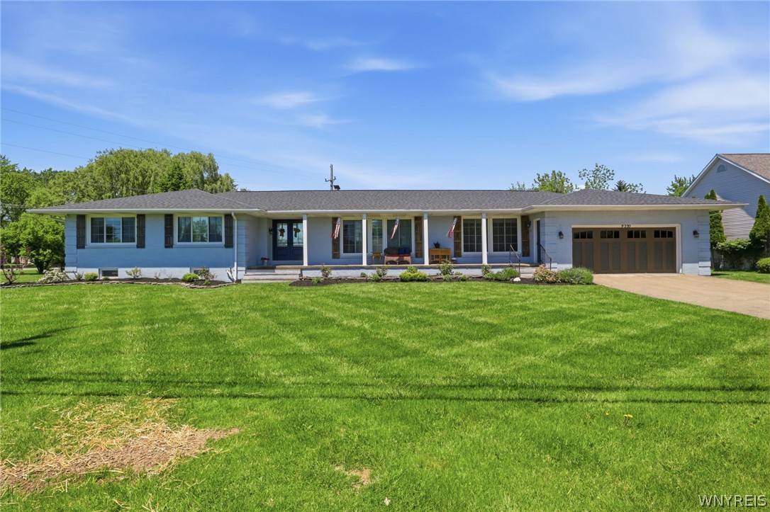 9250 Greiner Road Clarence, NY 14031 - Photo 3 of 37