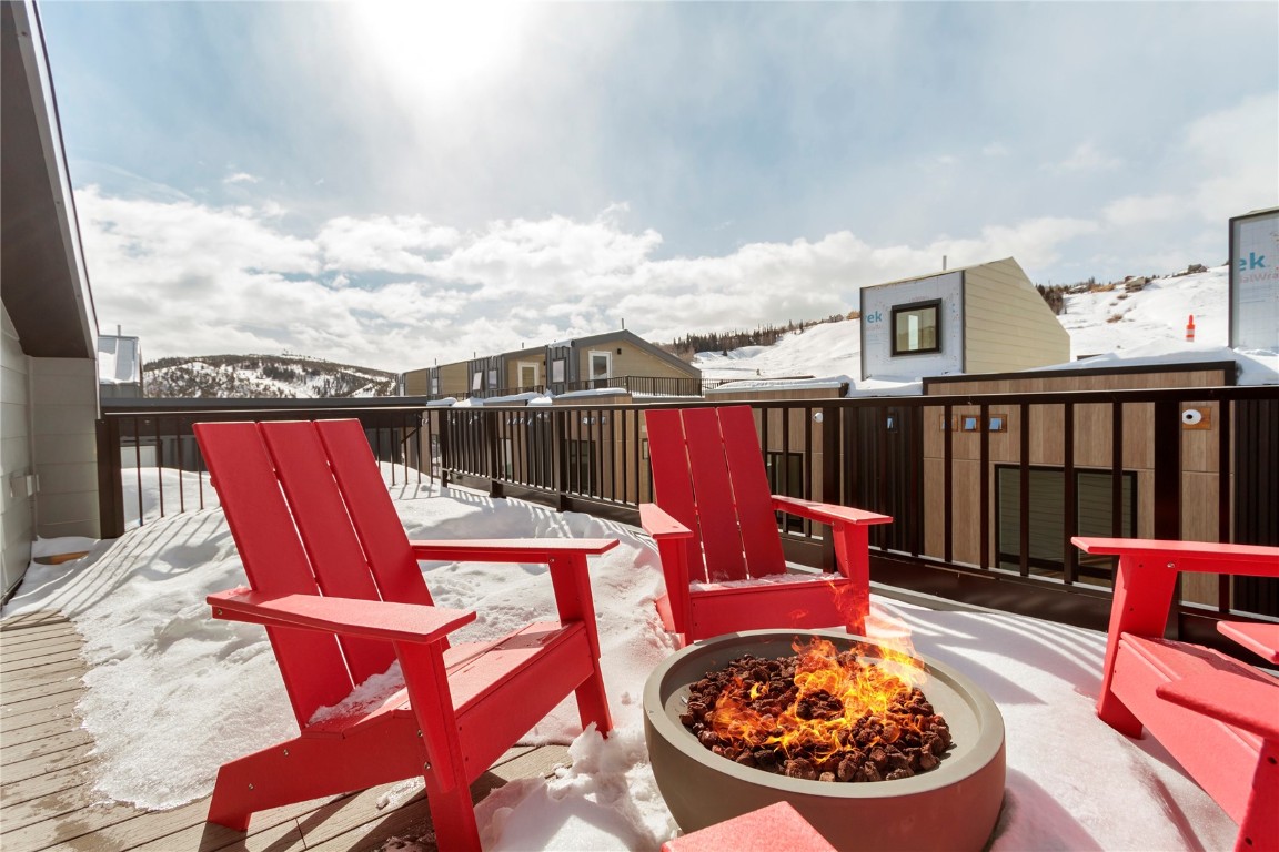 58 3rd Street, Unit D Silverthorne, CO 80498 - Photo 27 of 29 swimming pool with furniture