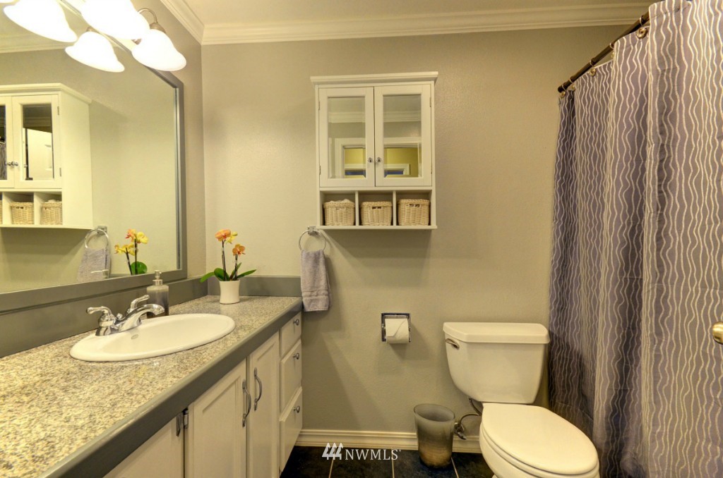 20919 Elberta Road Lynnwood, WA 98036 - Photo 12 of 21 Gallery Image 12