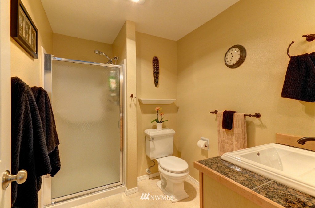 20919 Elberta Road Lynnwood, WA 98036 - Photo 15 of 21 Gallery Image 15