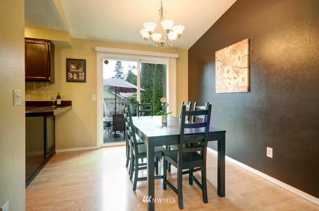 20919 Elberta Road Lynnwood, WA 98036 - Photo 6 of 21 Gallery Image 6