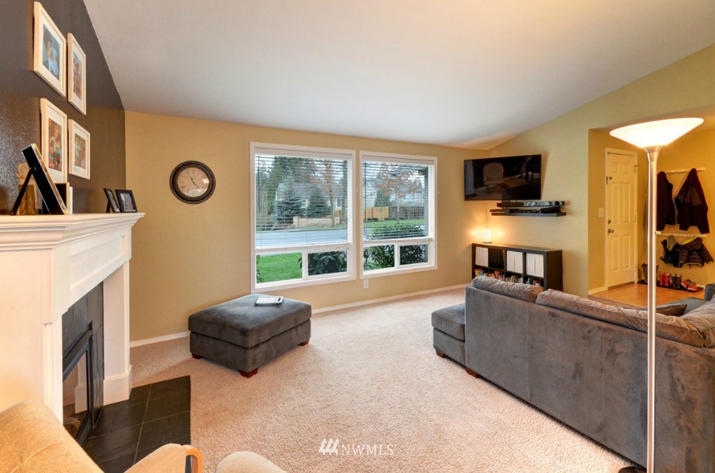 20919 Elberta Road Lynnwood, WA 98036 - Photo 7 of 21 Gallery Image 7