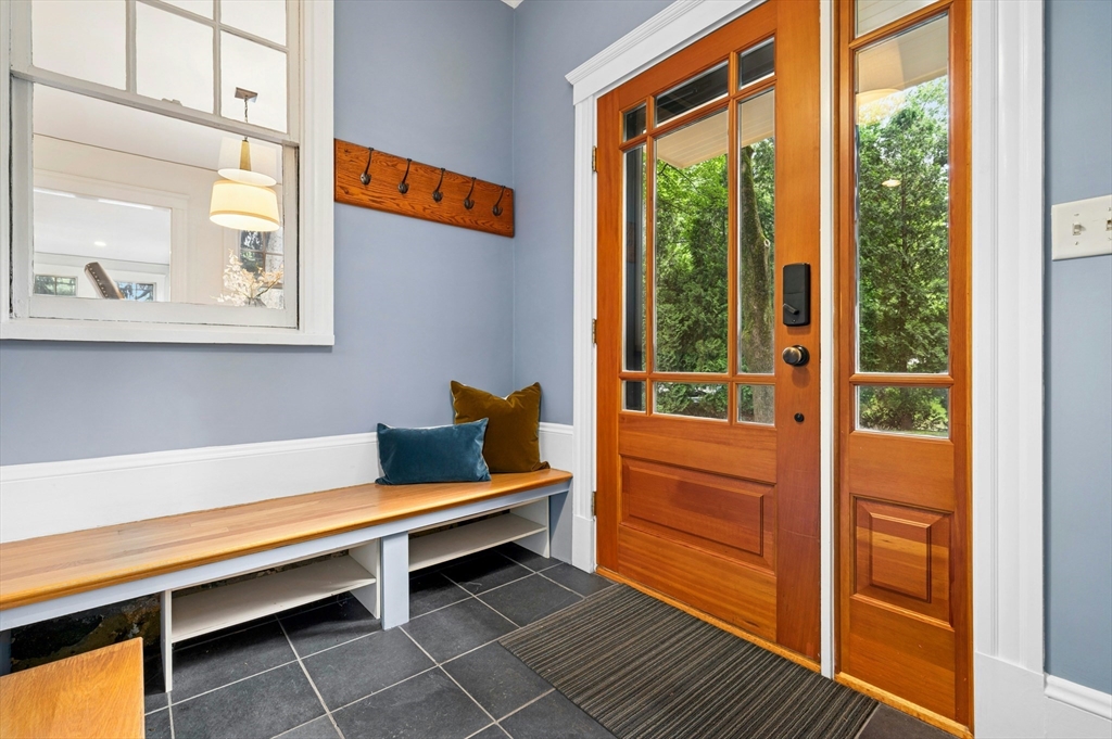 22 Grant Street Lexington, MA 02420 - Photo 15 of 37