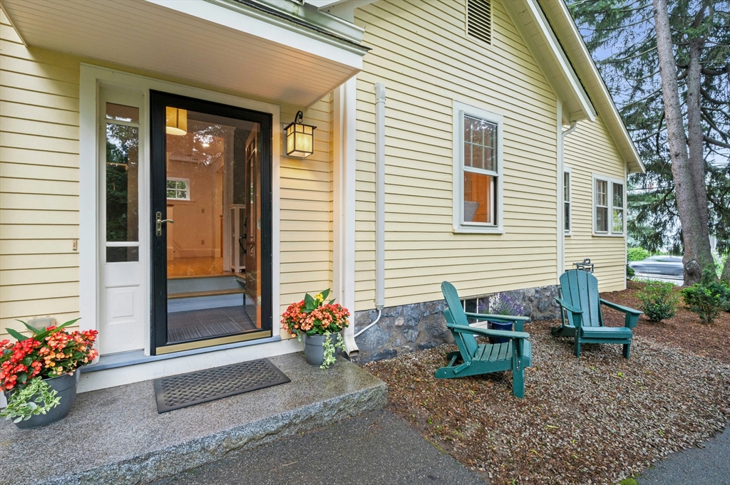 22 Grant Street Lexington, MA 02420 - Photo 2 of 37