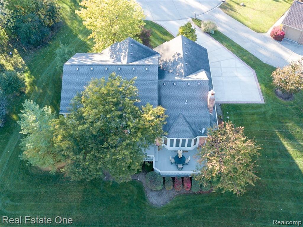 1584 Monica Court Rochester, MI 48306 - Photo 39 of 40 DJI_0185.jpg