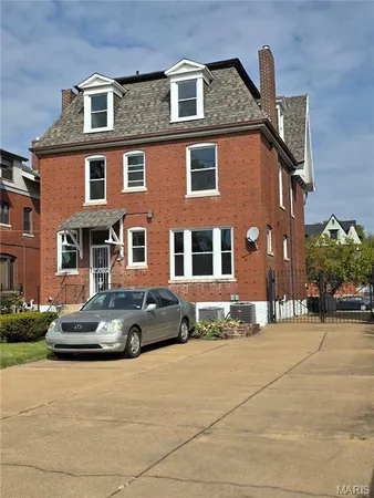 $440,000 | 5938 Clemens Avenue, St. Louis, MO 63112