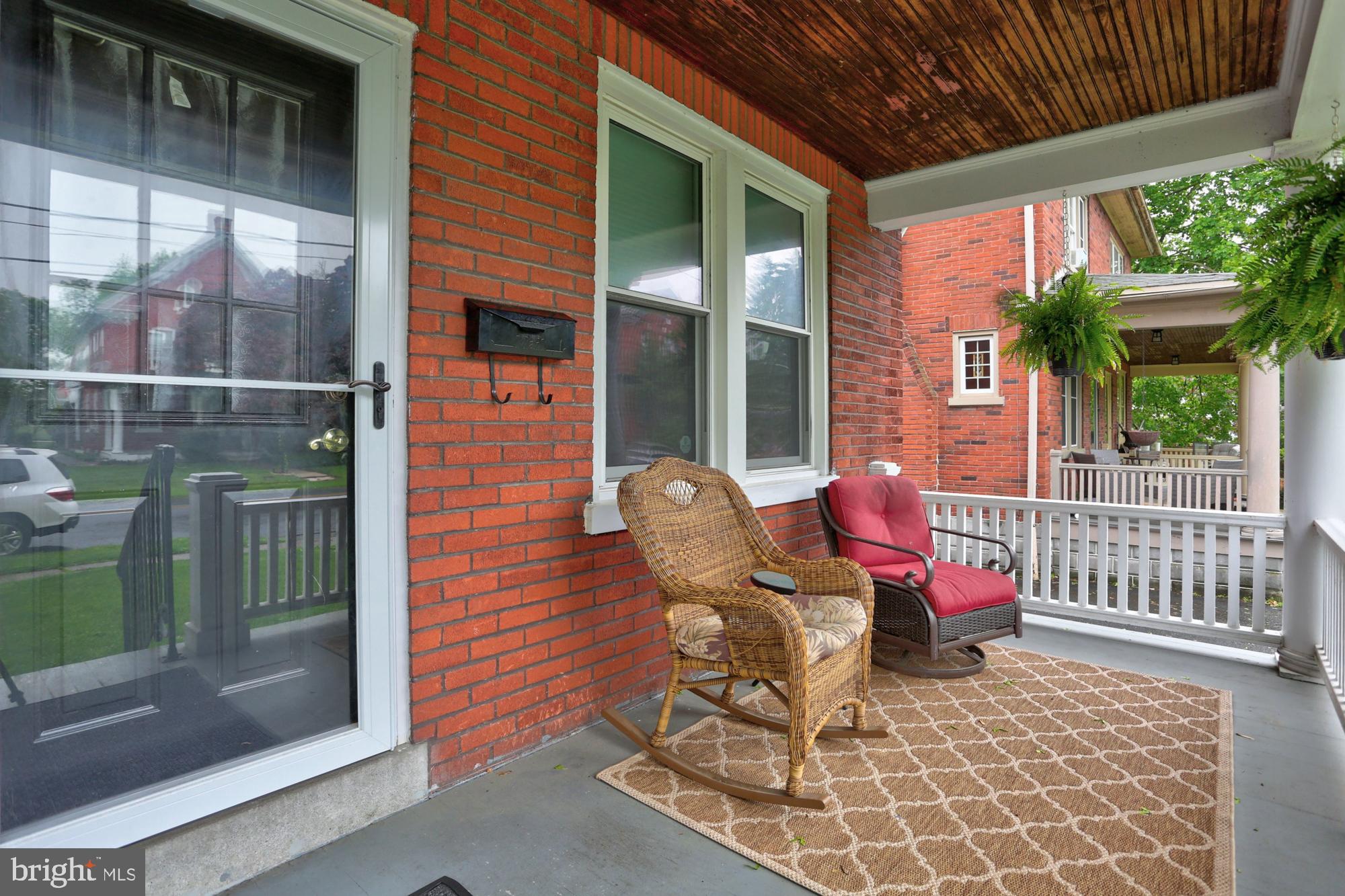 828 Pleasure Road Lancaster, PA 17601 - Photo 3 of 29 Gallery Image 3