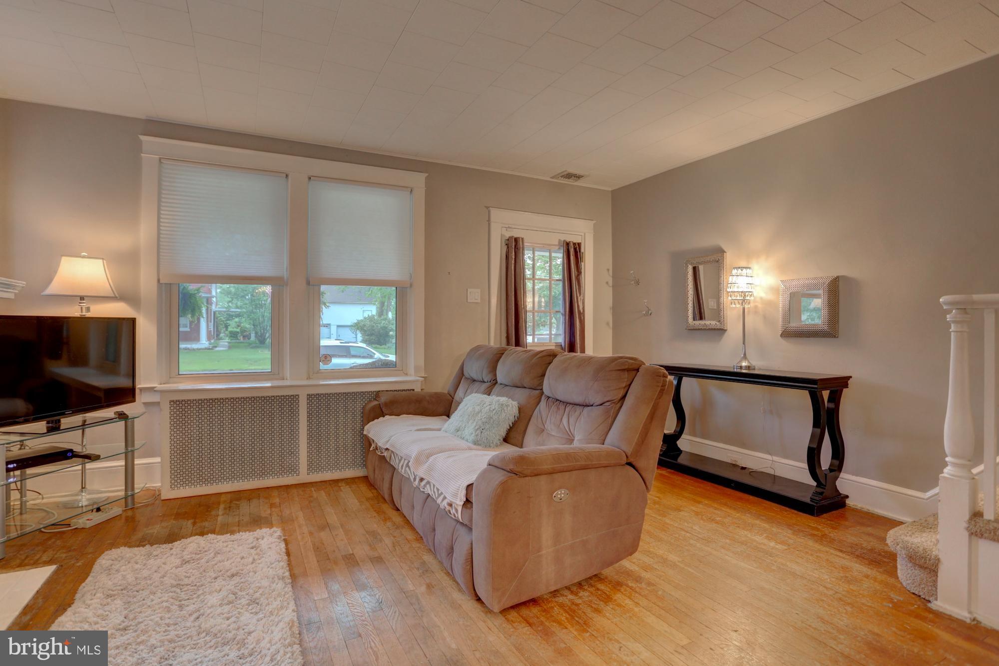 828 Pleasure Road Lancaster, PA 17601 - Photo 4 of 29 Gallery Image 4
