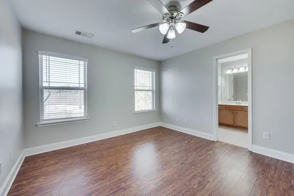 $1,900 | 735 Tulip Grove Road, Unit 302, Hermitage, TN 37076