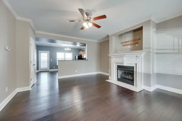 $1,900 | 735 Tulip Grove Road, Unit 302, Hermitage, TN 37076