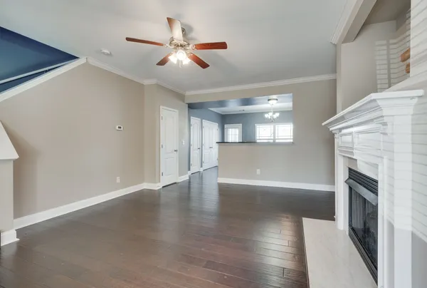 $1,900 | 735 Tulip Grove Road, Unit 302, Hermitage, TN 37076