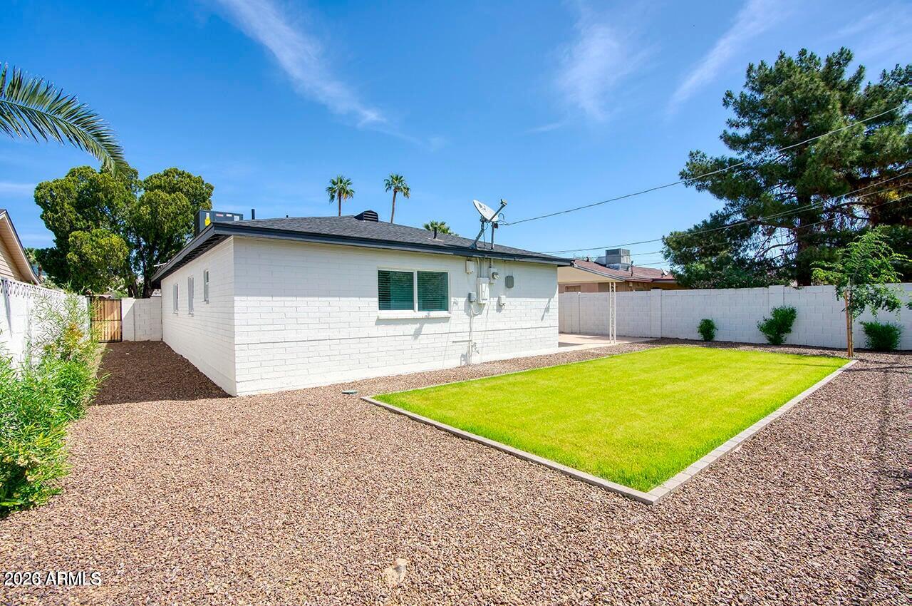 2509 East Coolidge Street Phoenix, AZ 85016 - Photo 29 of 30 Backyard 4