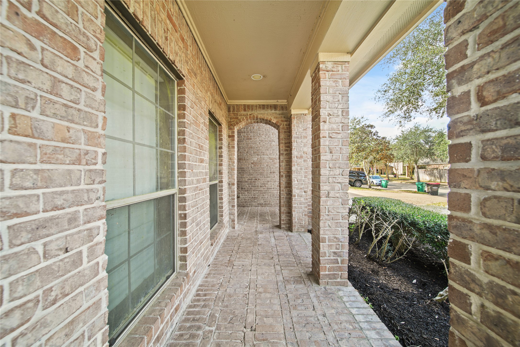 3414 Rue Orleans Missouri City, TX 77459 - Photo 5 of 46 a view of a porch