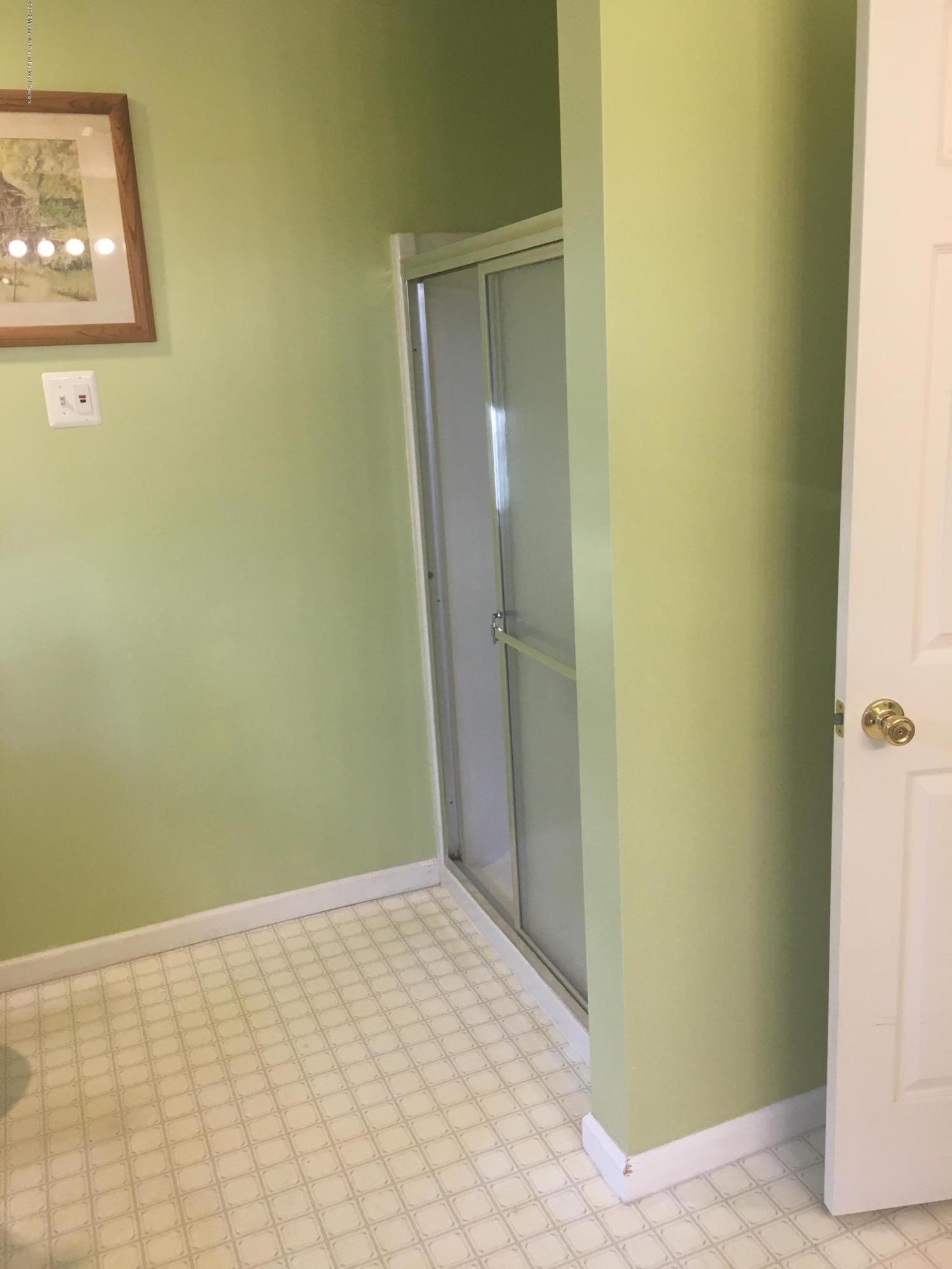 136 Barracuda Road Manahawkin, NJ 08050 - Photo 13 of 35 918993AF-299D-40F9-A160-4087E38F031A
