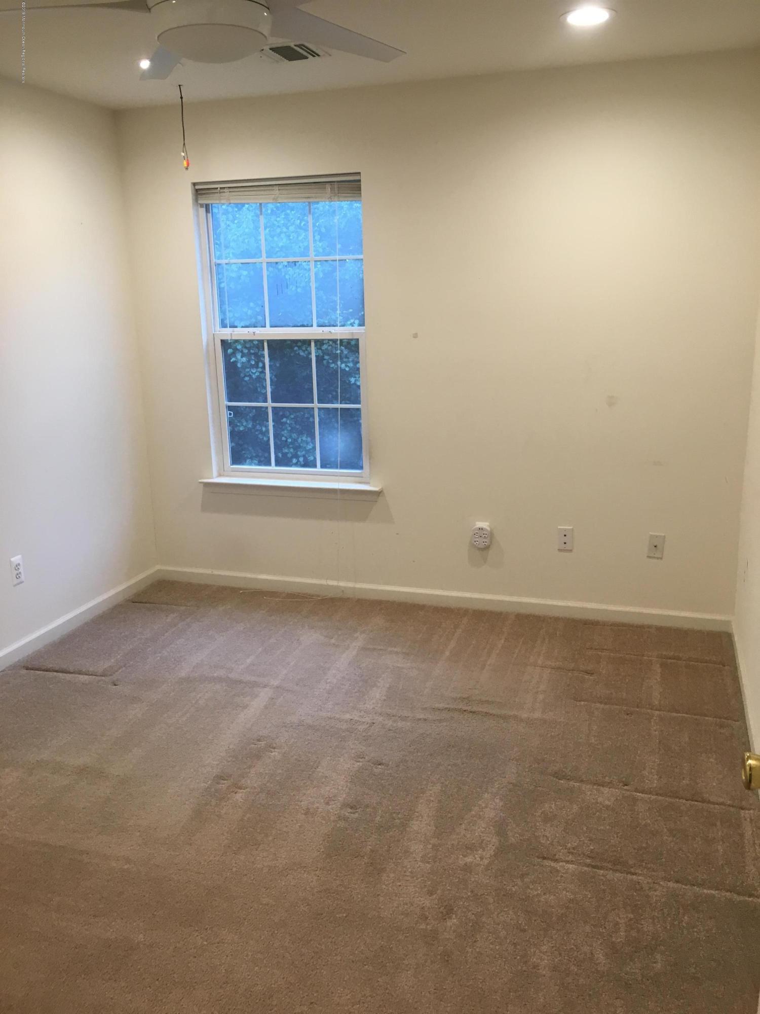 136 Barracuda Road Manahawkin, NJ 08050 - Photo 16 of 35 FE959AF6-9DF7-4B8F-8CAC-5539ABB5666E