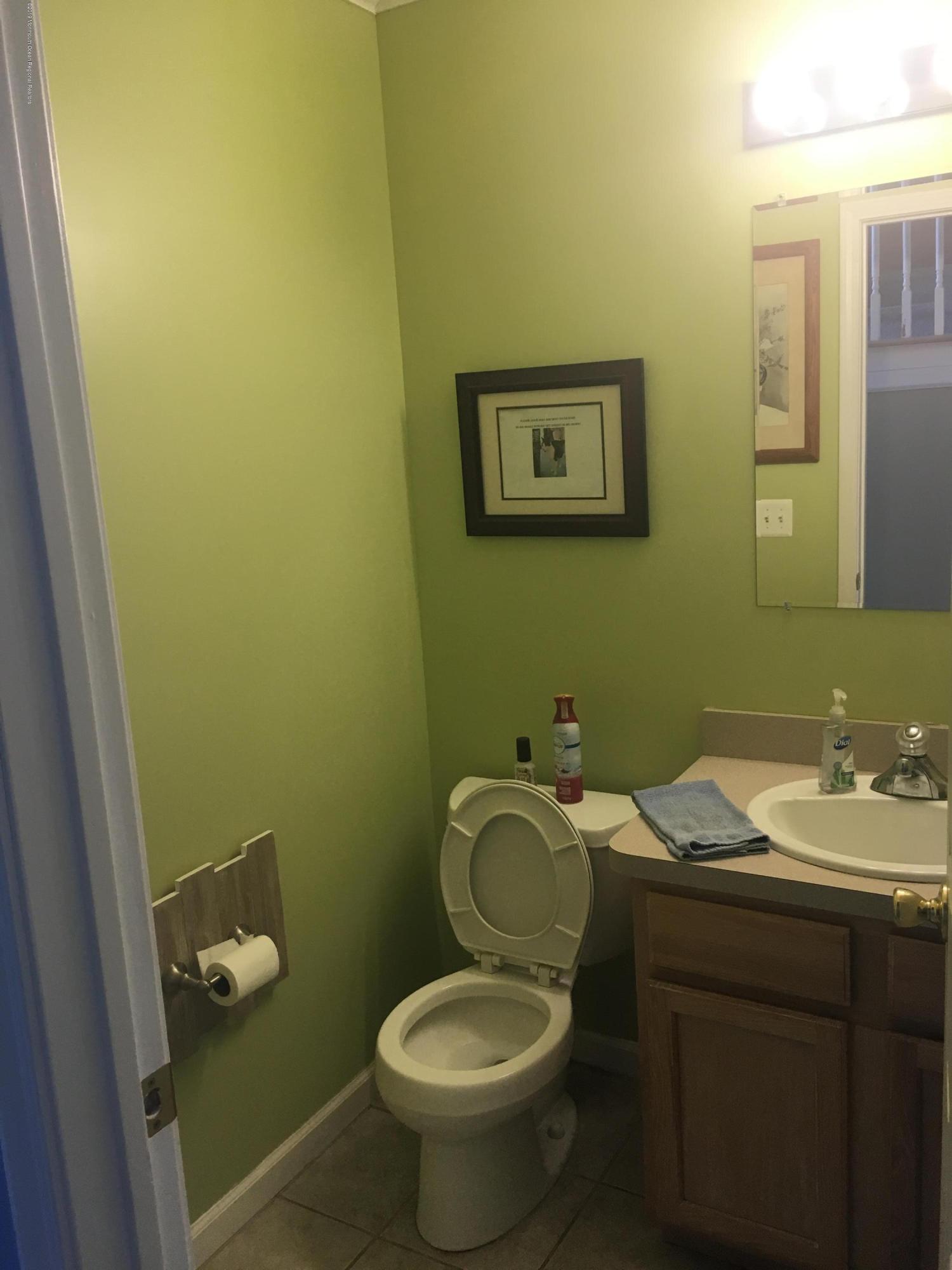 136 Barracuda Road Manahawkin, NJ 08050 - Photo 6 of 35 E1D5D1C9-1E20-4C70-8CF1-58F1C50EB81E