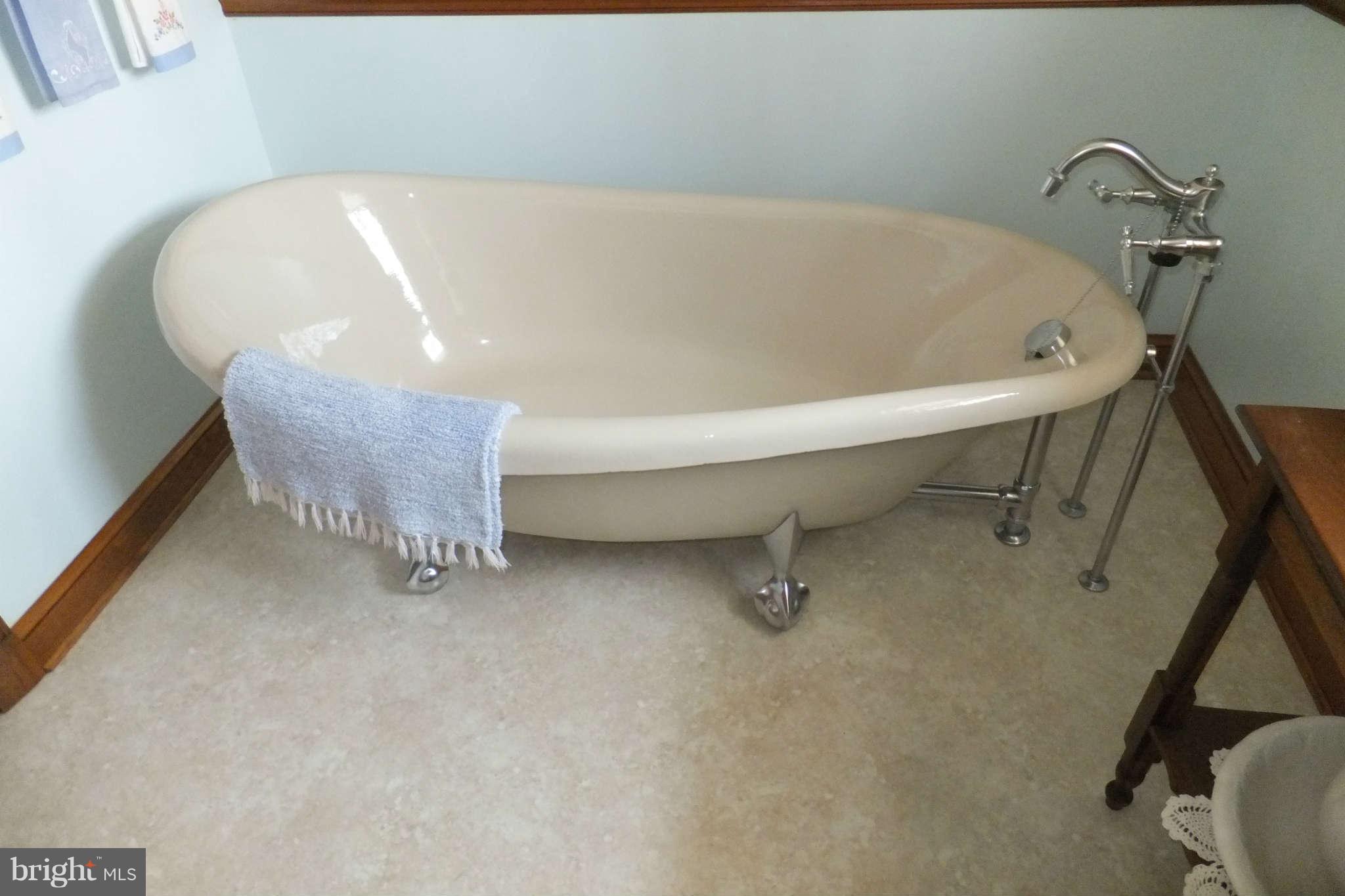 22700 Ridge Road Clarksburg, MD 20871 - Photo 13 of 30 Bath