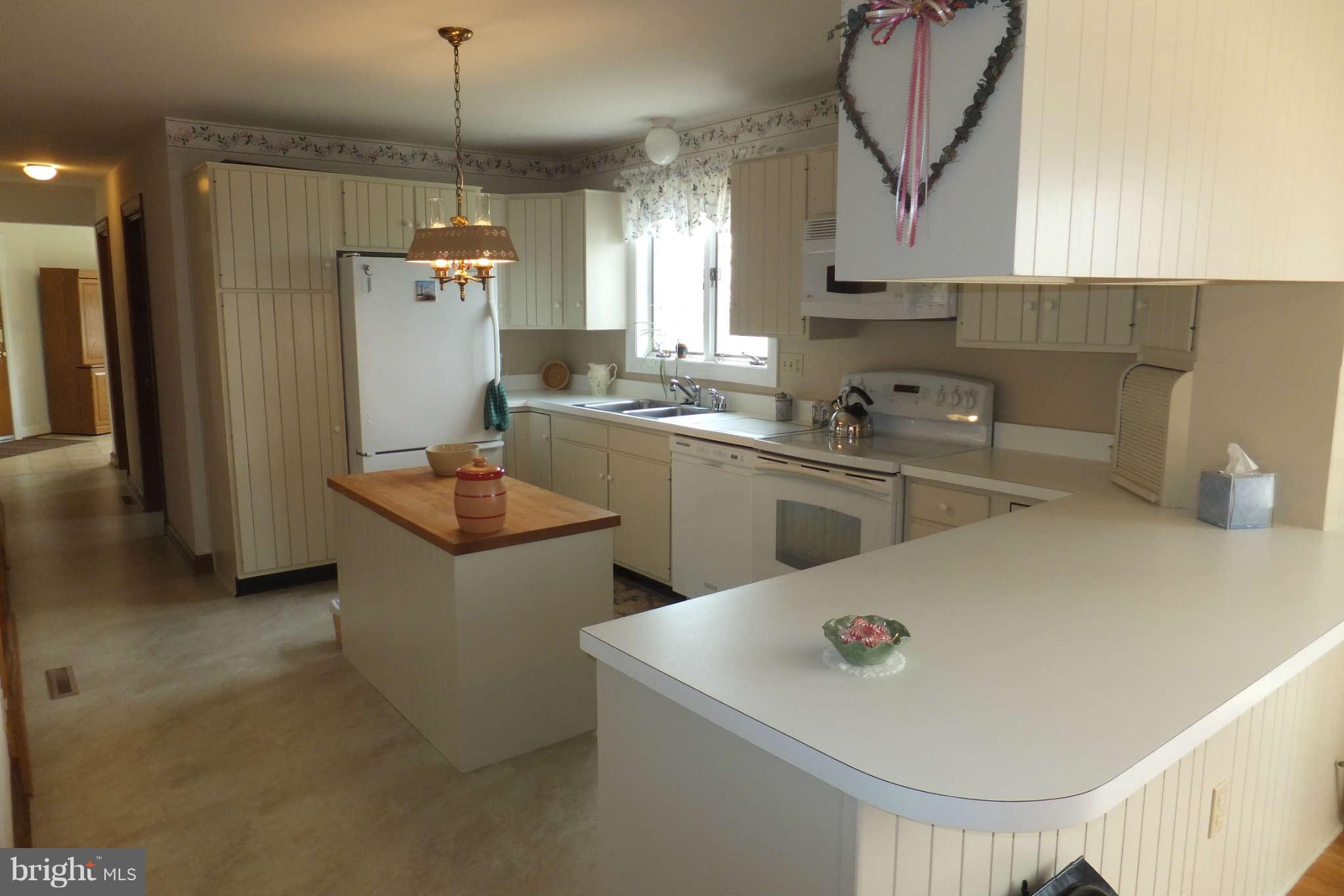 22700 Ridge Road Clarksburg, MD 20871 - Photo 6 of 30 Kitchen