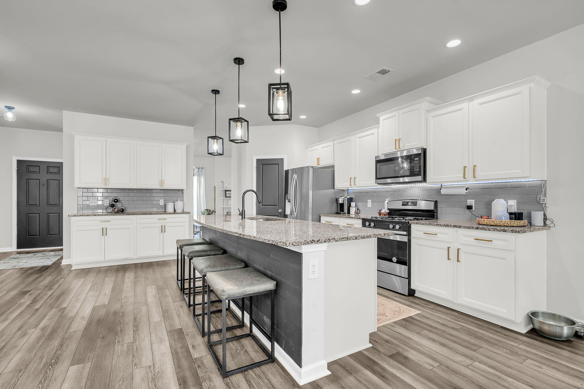 230 Hayworth Road Summerville, SC 29486 - Photo 12 of 55