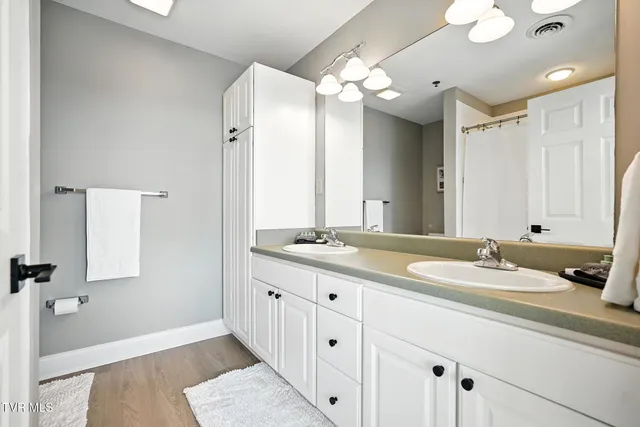 $228,000 | 210 Raceday Center Drive, Unit 1306, Bristol, TN 37620