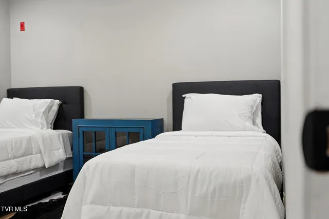 $228,000 | 210 Raceday Center Drive, Unit 1306, Bristol, TN 37620