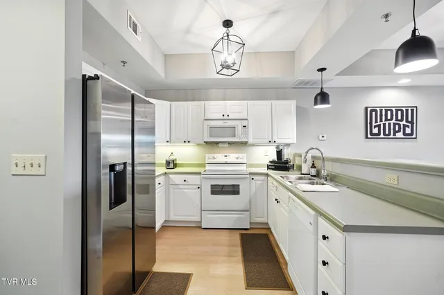 $228,000 | 210 Raceday Center Drive, Unit 1306, Bristol, TN 37620