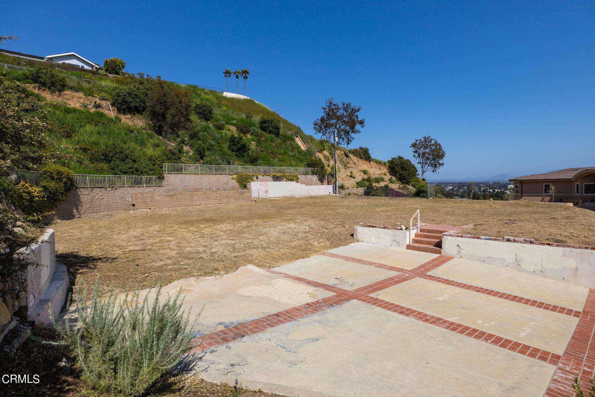 628 Whitecap Drive Ventura, CA 93003 - Photo 4 of 30 a view of a lake