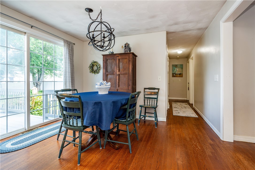43 Topaz Road Warwick, RI 02818 - Photo 16 of 48 Gallery Image 16