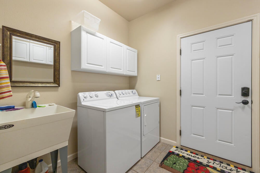 6734 Cooper's Hawk Road Klamath Falls, OR 97601 - Photo 36 of 80 6734CoopersHawkRd.-64