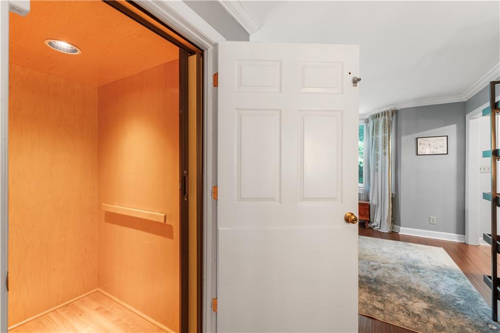 2220 Defoors Ferry Road Northwest Atlanta, GA 30318 - Photo 20 of 23