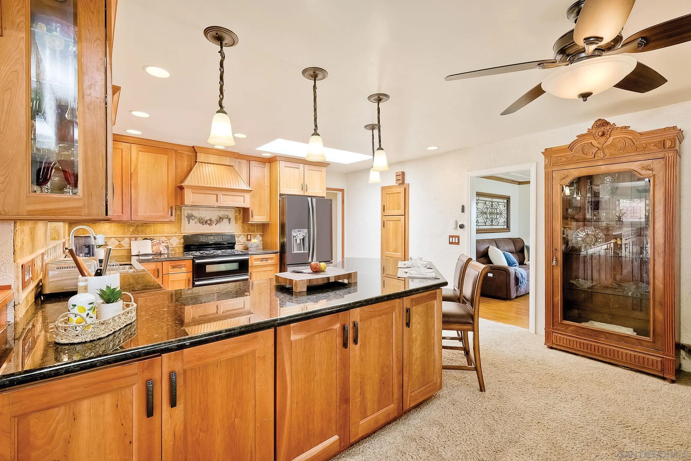 1996 Valley Rim Road El Cajon, CA 92019 - Photo 27 of 74 a very nice looking room with a large window and furniture