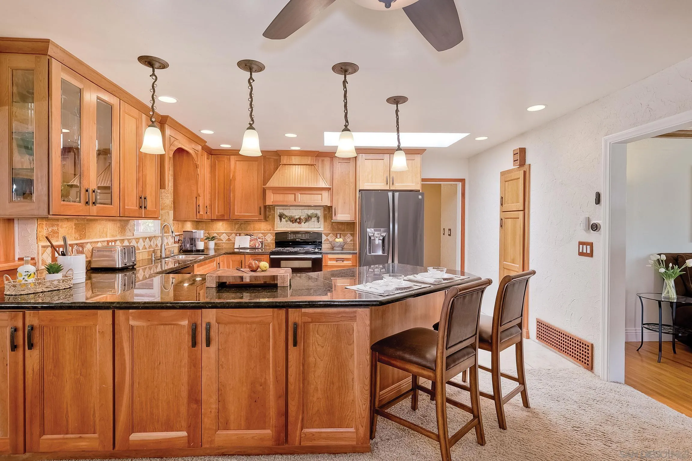 1996 Valley Rim Road El Cajon, CA 92019 - Photo 5 of 74