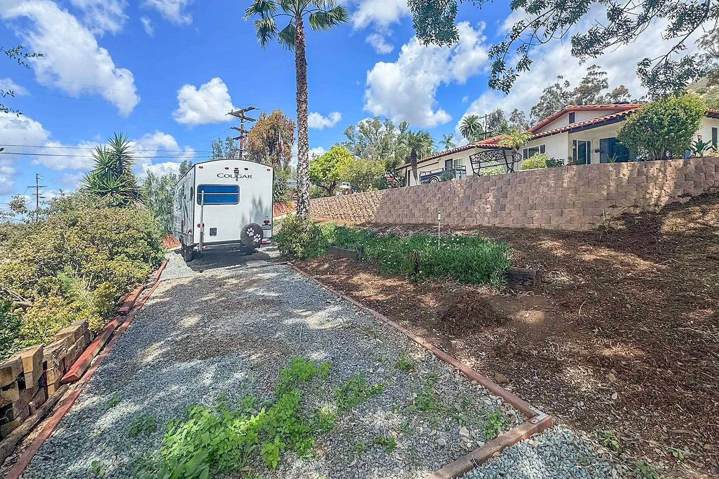 1996 Valley Rim Road El Cajon, CA 92019 - Photo 10 of 74