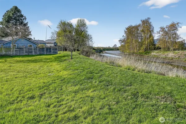 a view of lake with houses