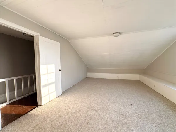 $1,300 | 3103 9th Street, Bay City, TX 77414