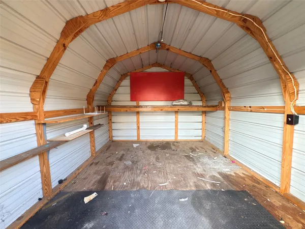 $1,300 | 3103 9th Street, Bay City, TX 77414