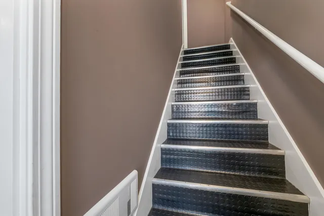 $1,200,000 | 3 Harris Avenue, Hampton, NH 03842