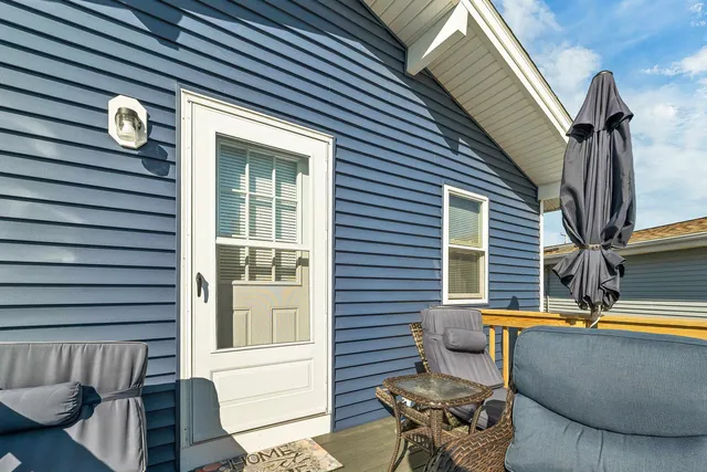 $1,200,000 | 3 Harris Avenue, Hampton, NH 03842