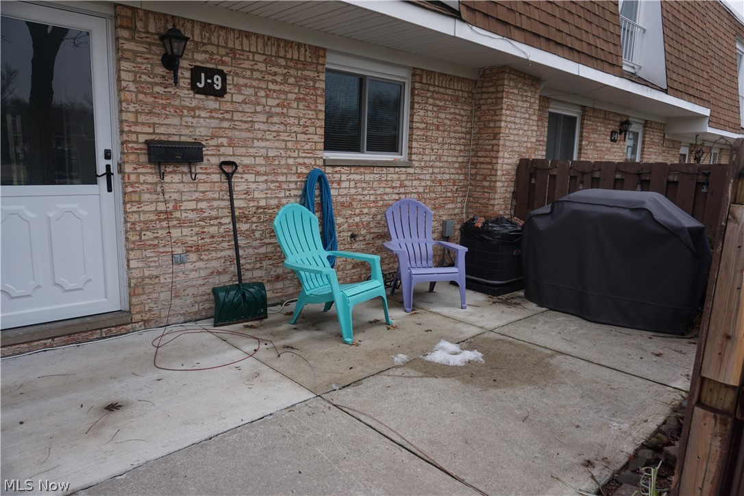6472 State Road, Unit J9 Parma, OH 44134 - Photo 12 of 16
