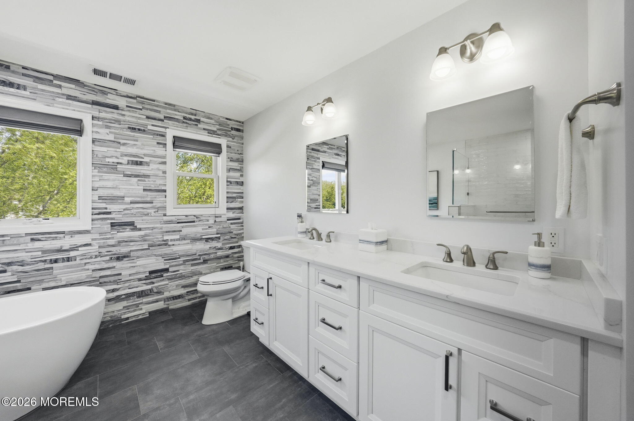 13 Bloomfield Road Manalapan, NJ 07726 - Photo 33 of 47 11-web-or-mls-DSC01873
