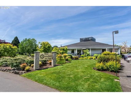 $179,900 | 10840 Southwest Meadowbrook Drive, Unit 57, Portland, OR 97224