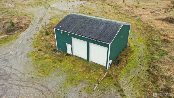 view of rooftop