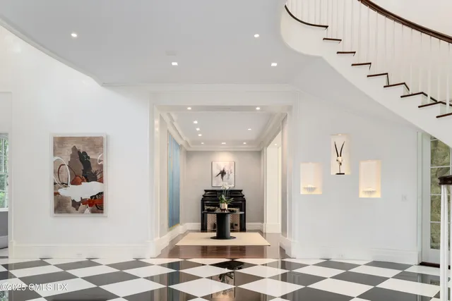 $16,750,000 | 50 Dingletown Road, Greenwich, CT 06830