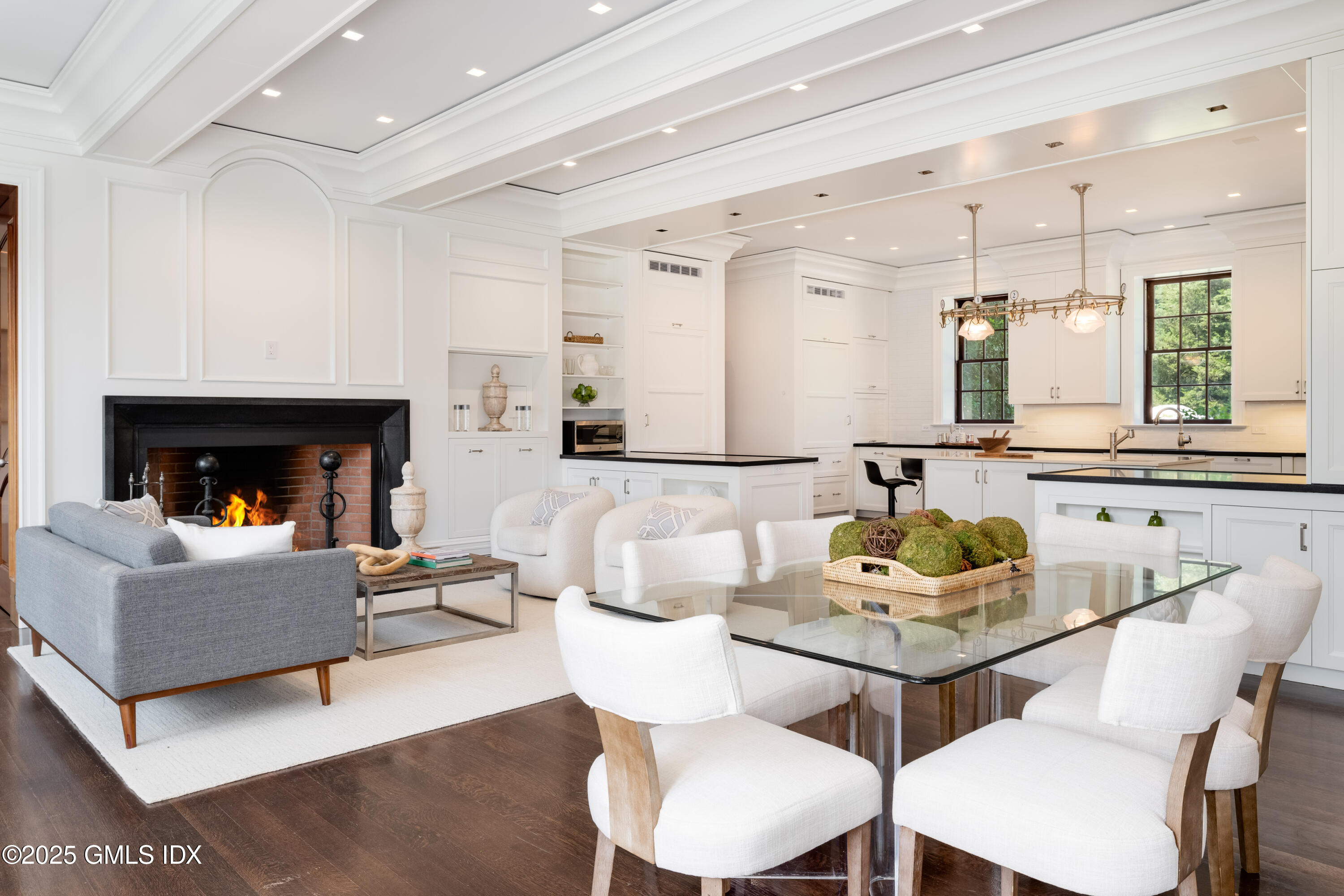 50 Dingletown Road Greenwich, CT 06830 - Photo 18 of 64 Family Seating Area/ Breakfast Room