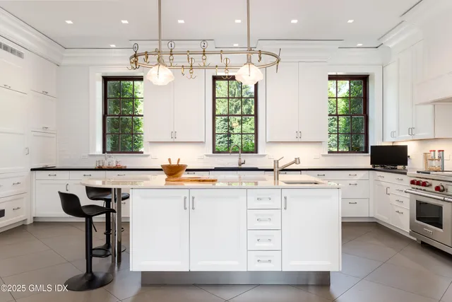 $16,750,000 | 50 Dingletown Road, Greenwich, CT 06830