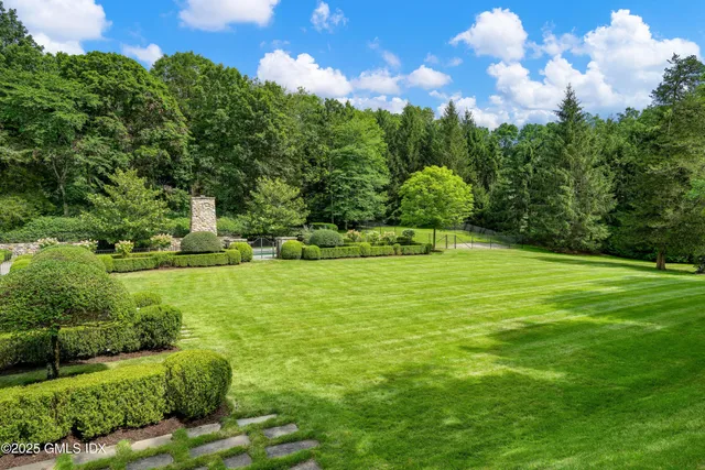 $16,750,000 | 50 Dingletown Road, Greenwich, CT 06830