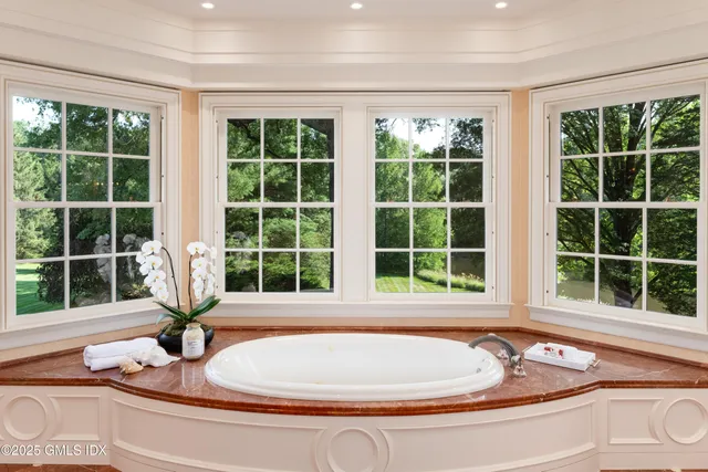 $16,750,000 | 50 Dingletown Road, Greenwich, CT 06830